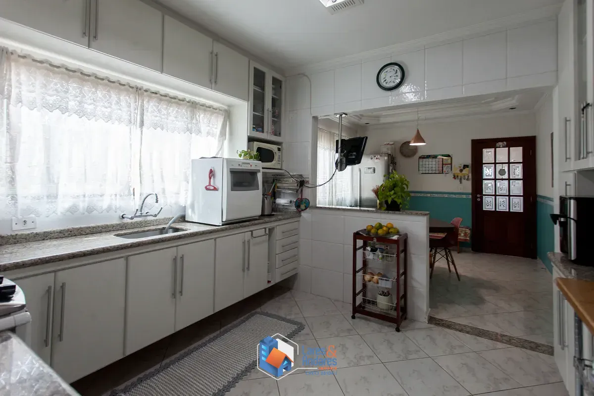 Sobrado, 4 quartos, 242 m² - Foto 13