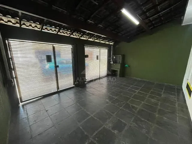 Sobrado com 120m² 3 quartos e 2 banheiros, à venda, no bairro Vila Bocaina em Mauá