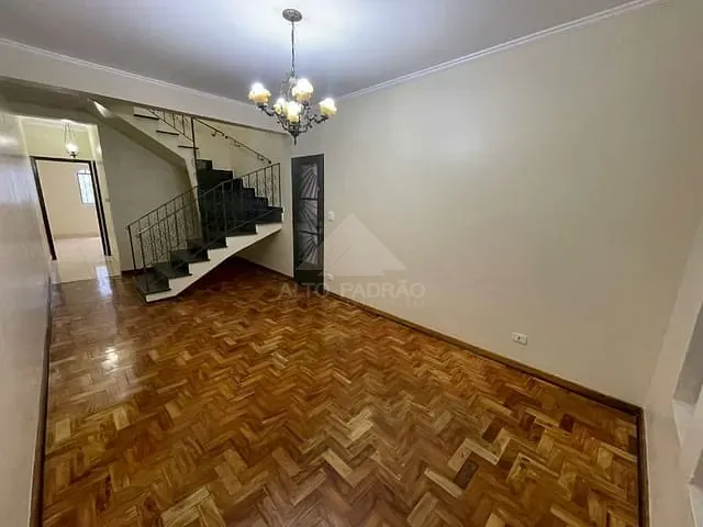 Sobrado com 120m² 3 quartos e 2 banheiros, à venda, no bairro Vila Bocaina em Mauá