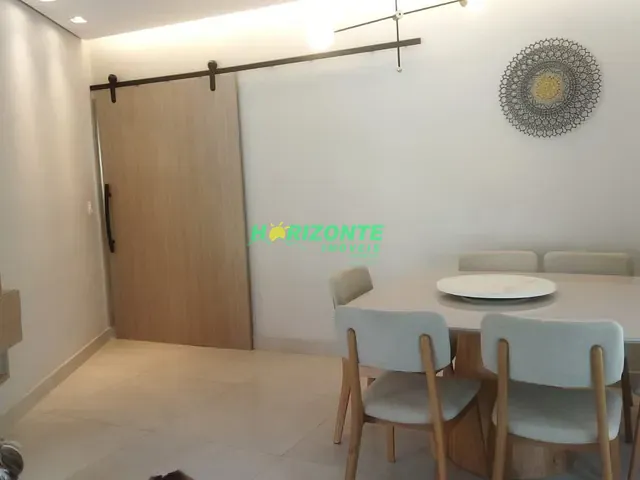 Sobrado com 337m² 4 quartos e 5 banheiros, à venda, no bairro Urbanova em São José dos Campos