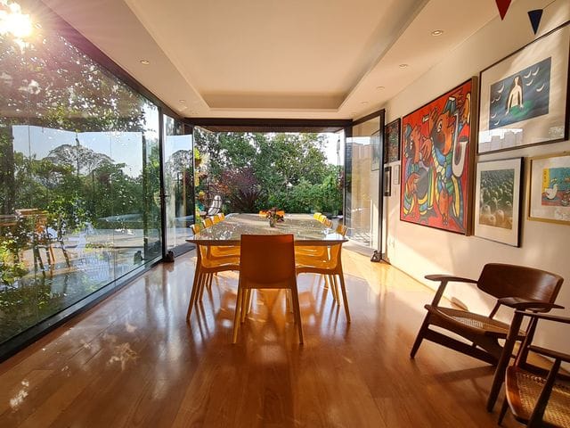Sobrado com 1044m² 4 quartos e 6 banheiros, à venda, no bairro Vila Ipojuca em São Paulo