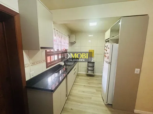 Sobrado com 130m² 3 quartos e 3 banheiros, à venda ou para alugar, no bairro Loteamento Jardim Timbaúva em Gravataí