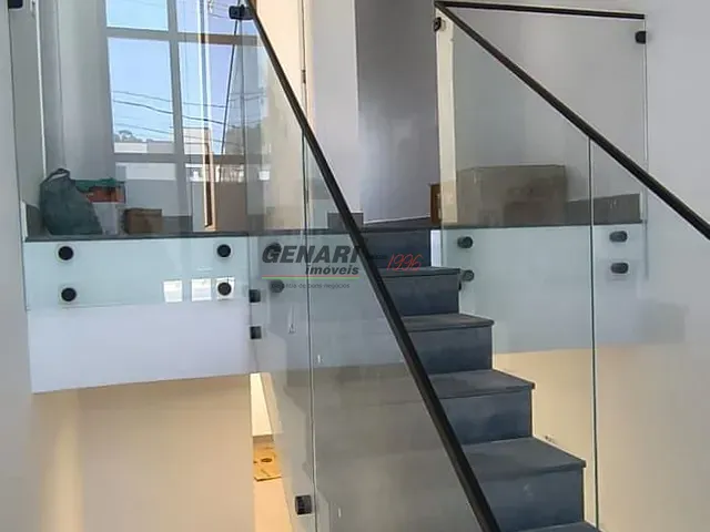 Sobrado com 216m² 3 quartos e 4 banheiros, à venda, no bairro Vila Rubens em Indaiatuba