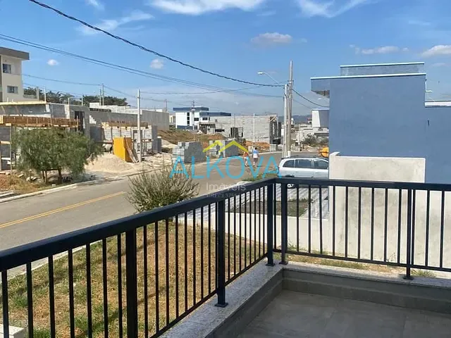 Sobrado com 262m² 3 quartos e 5 banheiros, à venda, no bairro Reserva do Vale em Caçapava