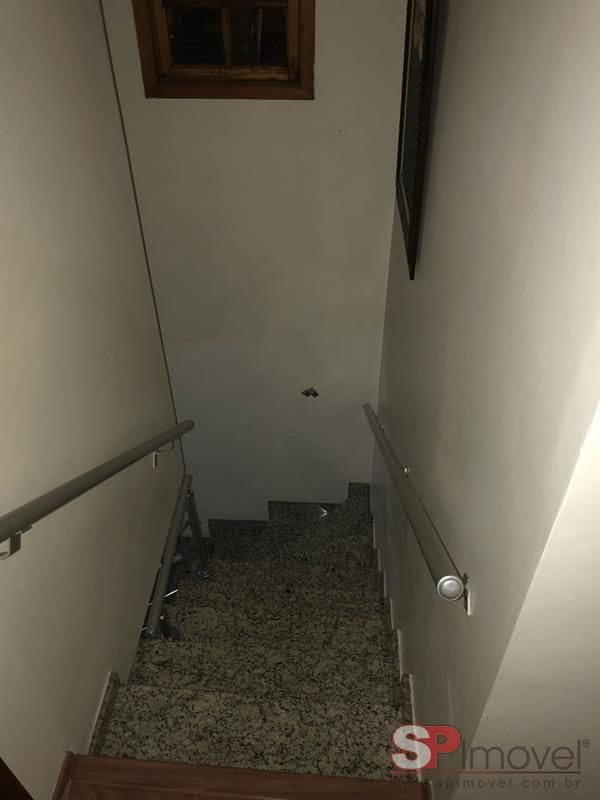 Sobrado com 188m² 3 quartos e 5 banheiros, à venda, no bairro Vila Carmosina em São Paulo