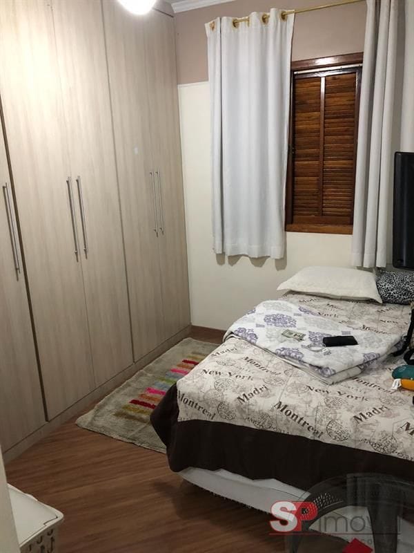 Sobrado com 188m² 3 quartos e 5 banheiros, à venda, no bairro Vila Carmosina em São Paulo