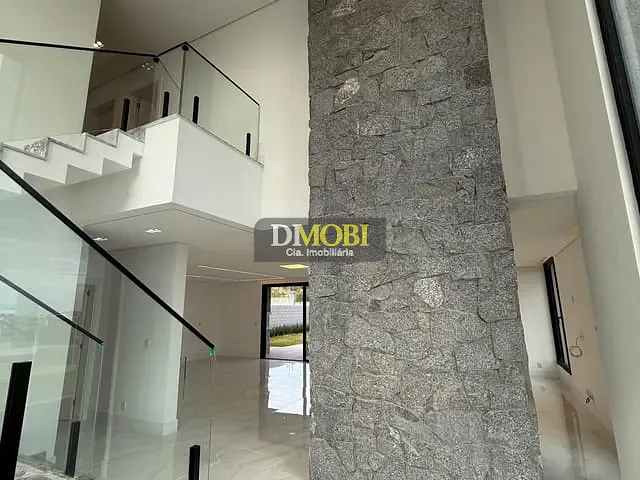 Sobrado com 656m² 4 quartos e 4 banheiros, à venda, no bairro Morada Gaúcha em Gravataí