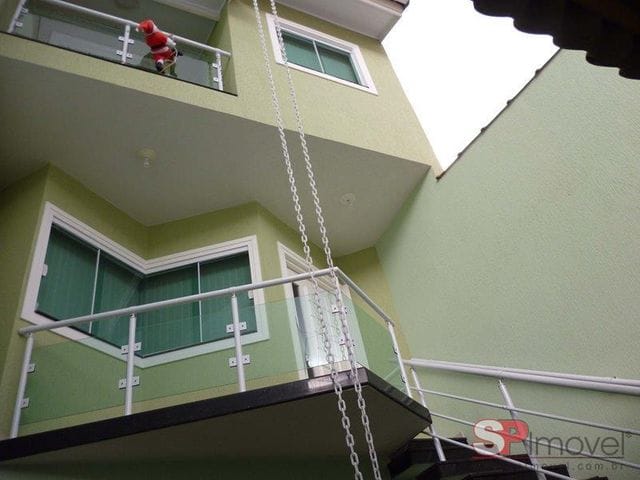 Sobrado com 180m² 3 quartos e 3 banheiros, à venda, no bairro Vila Regina ( Zona Leste) em São Paulo