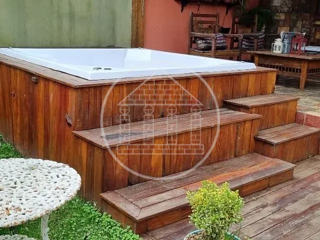Sobrado com 250m² 3 quartos e 1 banheiro, à venda ou para alugar, no bairro Jardim Alviverde em São Paulo