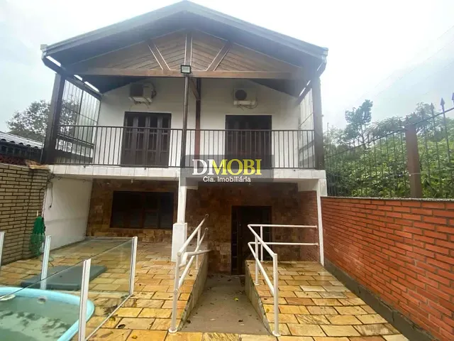 Sobrado com 300m² 3 quartos e 4 banheiros, para alugar, no bairro Dom Feliciano em Gravataí