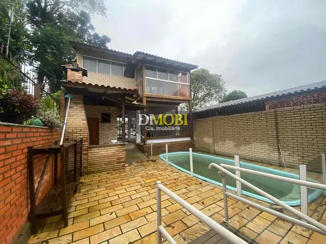 Sobrado com 300m² 3 quartos e 4 banheiros, para alugar, no bairro Dom Feliciano em Gravataí