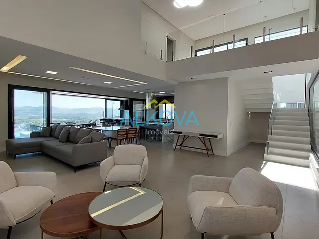 Sobrado com 540m² 5 quartos e 7 banheiros, à venda, no bairro Condomínio Residencial Alphaville II em São José dos Campos
