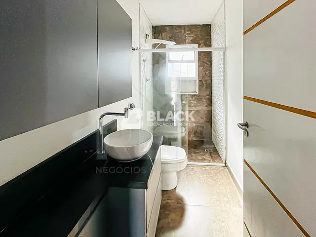 Sobrado 2 quartos e 2 banheiros, à venda ou para alugar, no bairro Jardim Piazza di Roma I em Sorocaba