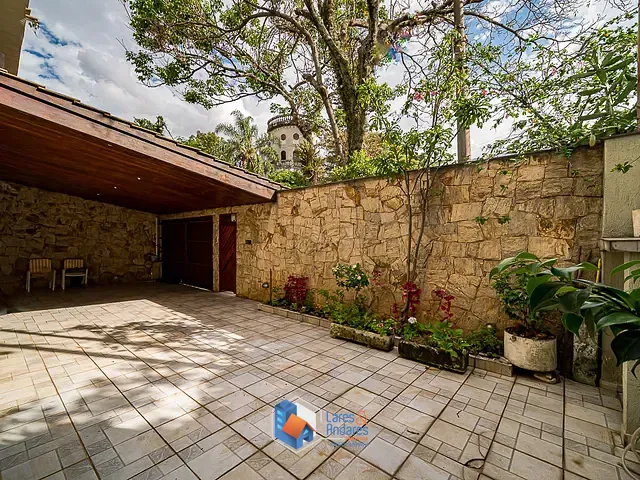 Sobrado com 345m² 4 quartos e 6 banheiros, à venda, no bairro Vila Romana em São Paulo