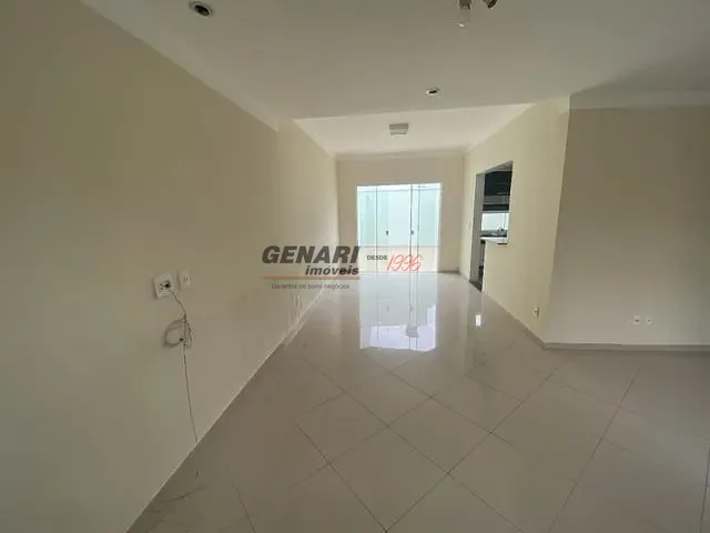 Sobrado com 150m² 3 quartos e 3 banheiros, à venda, no bairro Villaggio Di Itaici em Indaiatuba
