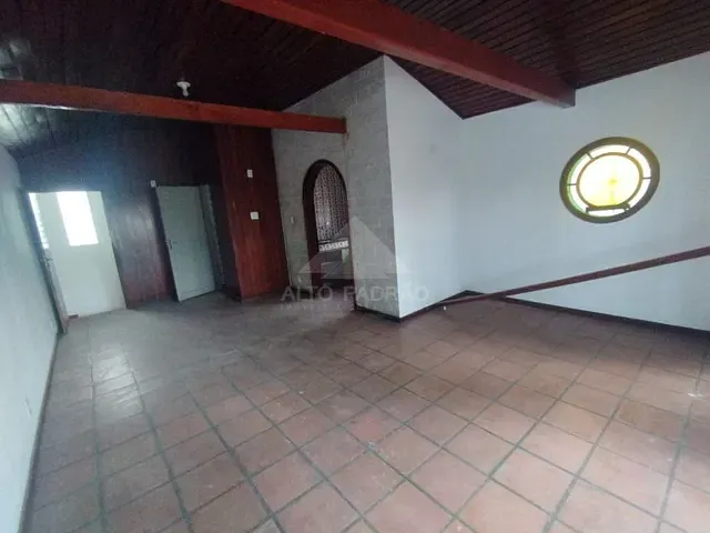 Sobrado com 70m² 1 quarto e 2 banheiros, para alugar, no bairro Vila Bocaina em Mauá
