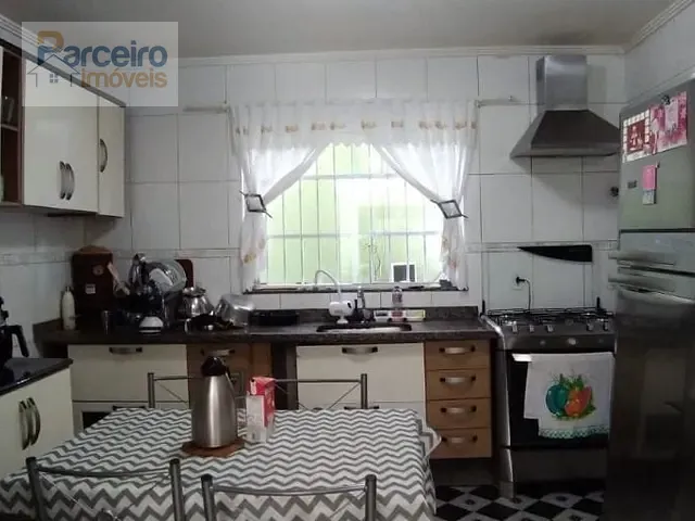 Sobrado com 100m² 3 quartos e 3 banheiros, à venda, no bairro Jardim Vila Formosa em São Paulo