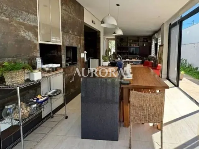 Sobrado com 364m² 3 quartos e 5 banheiros, à venda, no bairro Terra Bonita em Londrina