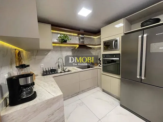 Sobrado com 202m² 3 quartos e 2 banheiros, à venda ou para alugar, no bairro Parque da Matriz em Gravataí
