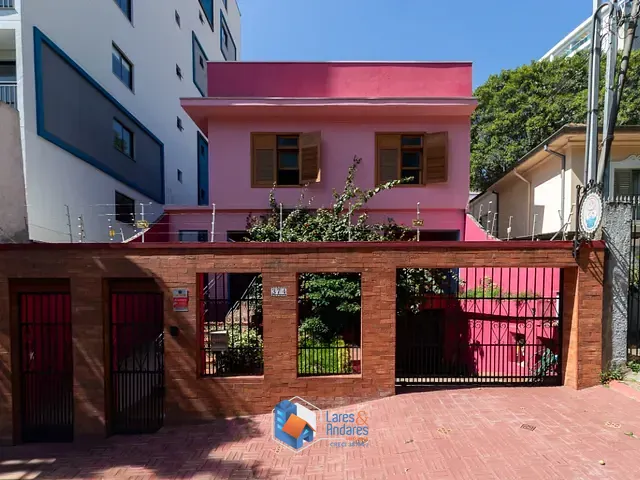 Sobrado com 260m² 4 quartos e 6 banheiros, à venda, no bairro Vila Mariana em São Paulo