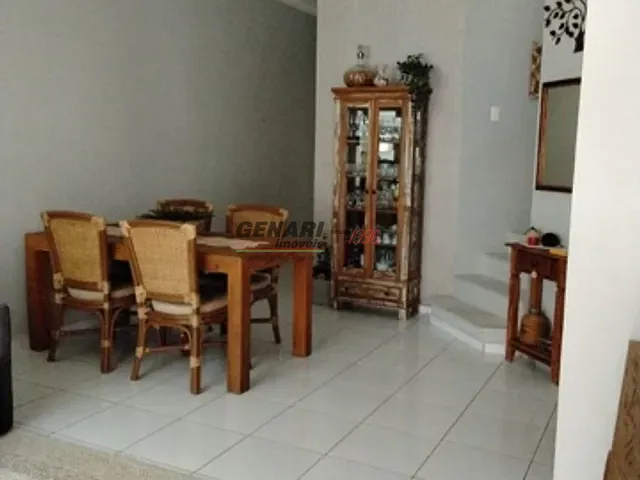 Sobrado com 130m² 3 quartos e 3 banheiros, à venda, no bairro Jardim Valença em Indaiatuba