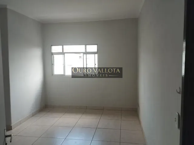 Sobrado 2 quartos e 2 banheiros, para alugar, no bairro Água Rasa em São Paulo