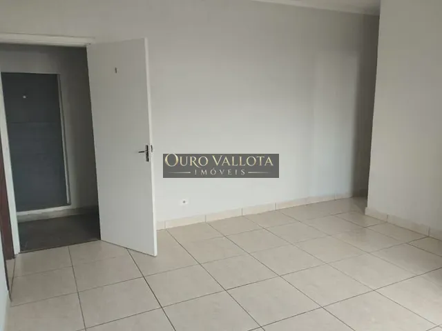Sobrado 2 quartos e 2 banheiros, para alugar, no bairro Água Rasa em São Paulo