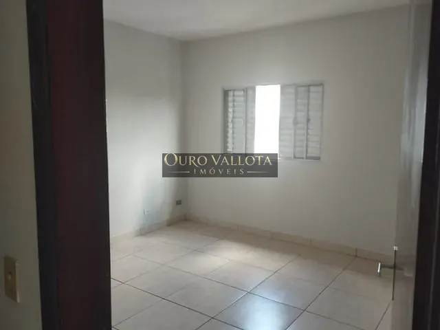 Sobrado 2 quartos e 2 banheiros, para alugar, no bairro Água Rasa em São Paulo
