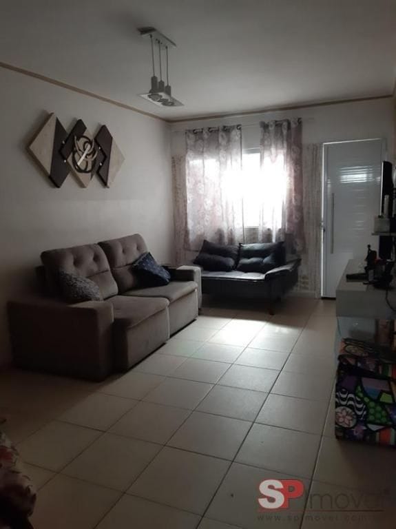 Sobrado 2 quartos e 1 banheiro, à venda, no bairro Itaquera em São Paulo
