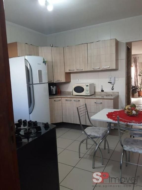 Sobrado 2 quartos e 1 banheiro, à venda, no bairro Itaquera em São Paulo