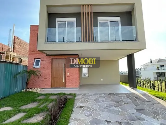 Sobrado com 219m² 3 quartos e 3 banheiros, à venda, no bairro Centro em Gravataí