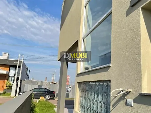 Sobrado com 219m² 3 quartos e 3 banheiros, à venda, no bairro Centro em Gravataí