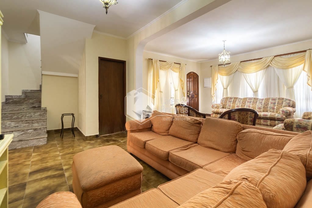 Sobrado, 3 quartos, 210 m² - Foto 2