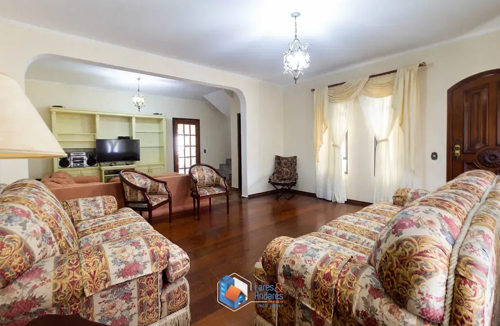 Sobrado, 3 quartos, 210 m² - Foto 1
