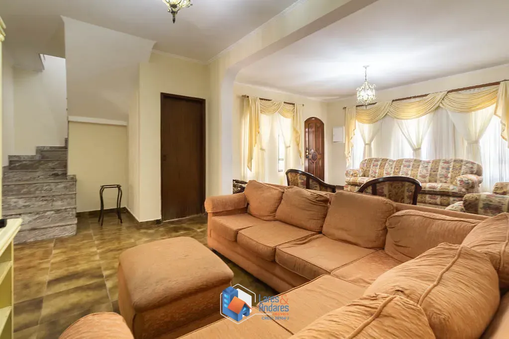 Sobrado, 3 quartos, 210 m² - Foto 2