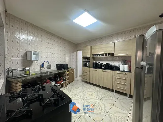 Sobrado com 290m² 3 quartos e 3 banheiros, à venda, no bairro Jardim Maria Estela em São Paulo