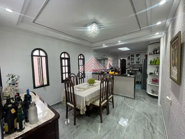 Sobrado com 125m² 3 quartos e 2 banheiros, à venda, no bairro Jardim Primavera em Mauá