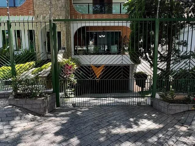 Sobrado com 545m² 5 quartos e 3 banheiros, à venda, no bairro City América em São Paulo