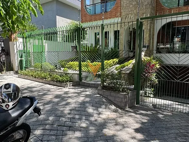 Sobrado com 545m² 5 quartos e 3 banheiros, à venda, no bairro City América em São Paulo