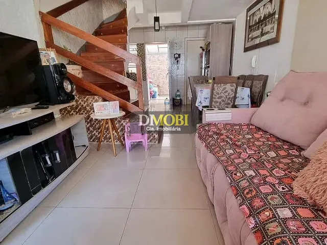 Sobrado com 100m² 2 quartos e 2 banheiros, à venda, no bairro São Geraldo em Gravataí
