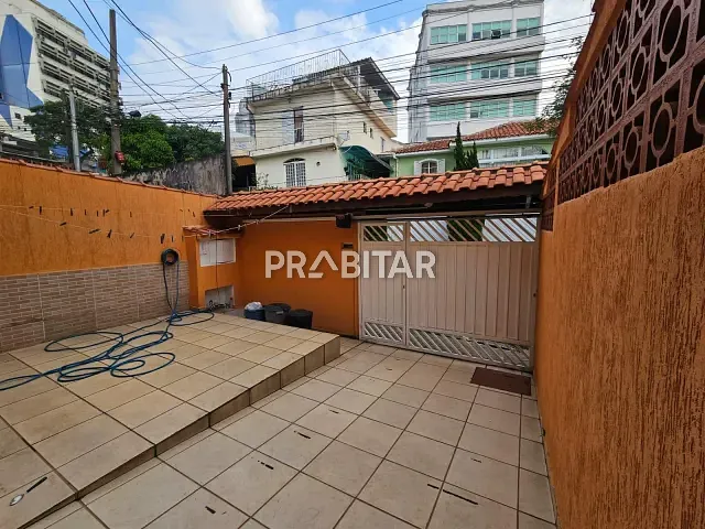 Sobrado 3 quartos e 4 banheiros, à venda ou para alugar, no bairro Vila Yara em Osasco
