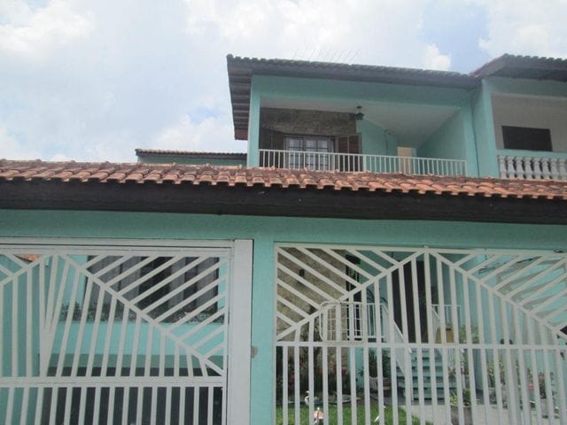 Sobrado com 325m² 3 quartos e 4 banheiros, à venda, no bairro Dos Casa em São Bernardo do Campo
