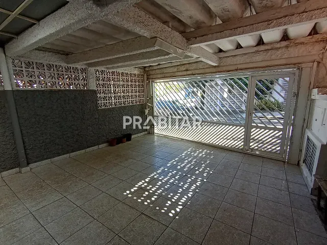 Sobrado com 190m² 3 quartos e 2 banheiros, para alugar, no bairro Alto da Lapa em São Paulo