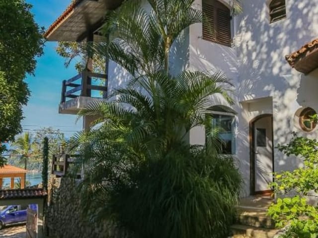 Foto do Sobrado - Sobrado com 4 dormitórios à venda, 255 m² por R$ 1.390.000,00 - Cocanha - Caraguatatuba/SP | INDEPENDENCE NEGOCIOS IMOBILIARIOS LTDA