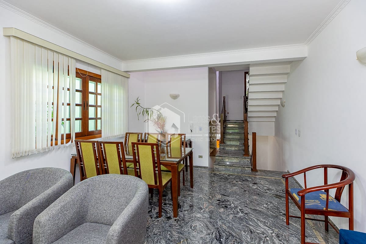 Sobrado, 3 quartos, 196 m² - Foto 1