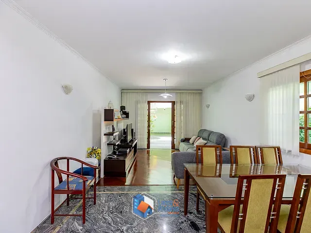 Sobrado com 164m² 3 quartos e 5 banheiros, à venda, no bairro Vila Romano em São Paulo