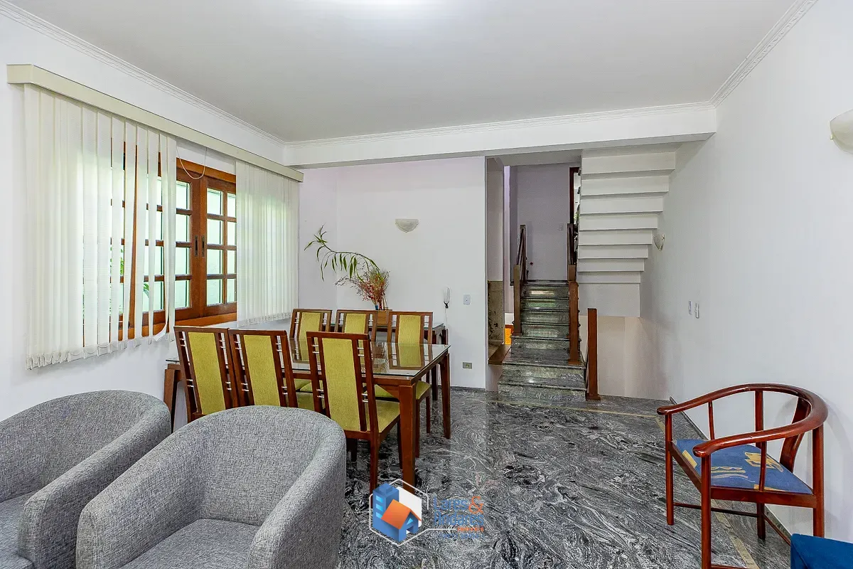 Sobrado, 3 quartos, 196 m² - Foto 1