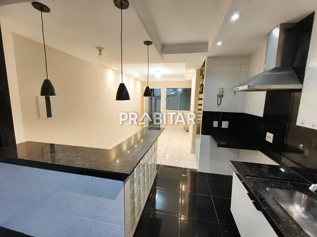 Sobrado 2 quartos e 2 banheiros, à venda, no bairro Conceição em Osasco
