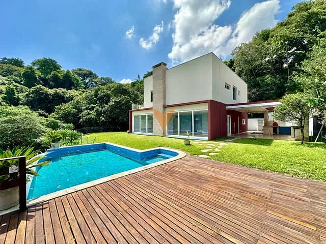 Sobrado com 1249m² 4 quartos e 6 banheiros, à venda, no bairro Pousada dos Bandeirantes em Carapicuíba