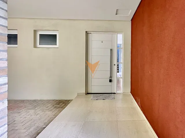 Sobrado com 1249m² 4 quartos e 6 banheiros, à venda, no bairro Pousada dos Bandeirantes em Carapicuíba